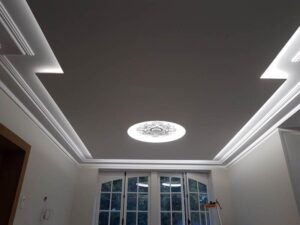 Plafond et corniches en staff EURL LE MAGUER
